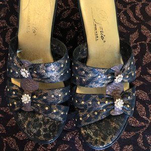 DESARIO  wedge sandal